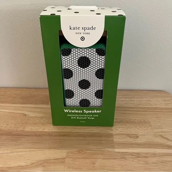 NWT Kate Spade New York Target Exclusive Polka Dot Portable Bluetooth Speaker - Picture 2 of 12